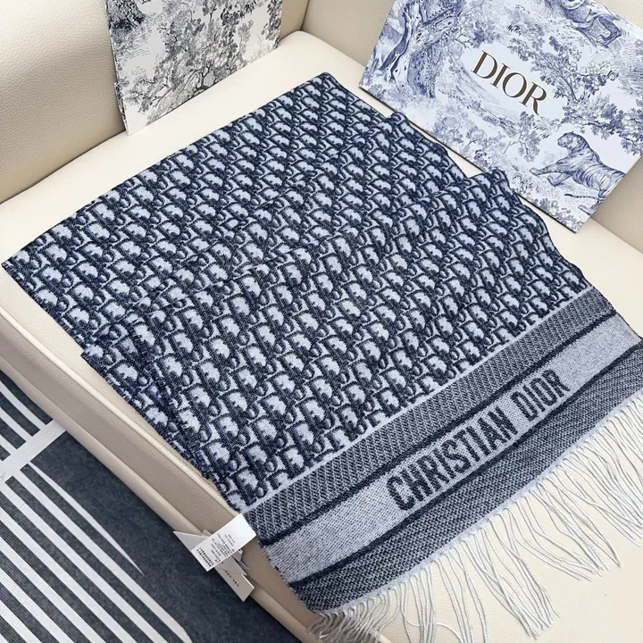 スーパーコピー ディオール マフラー