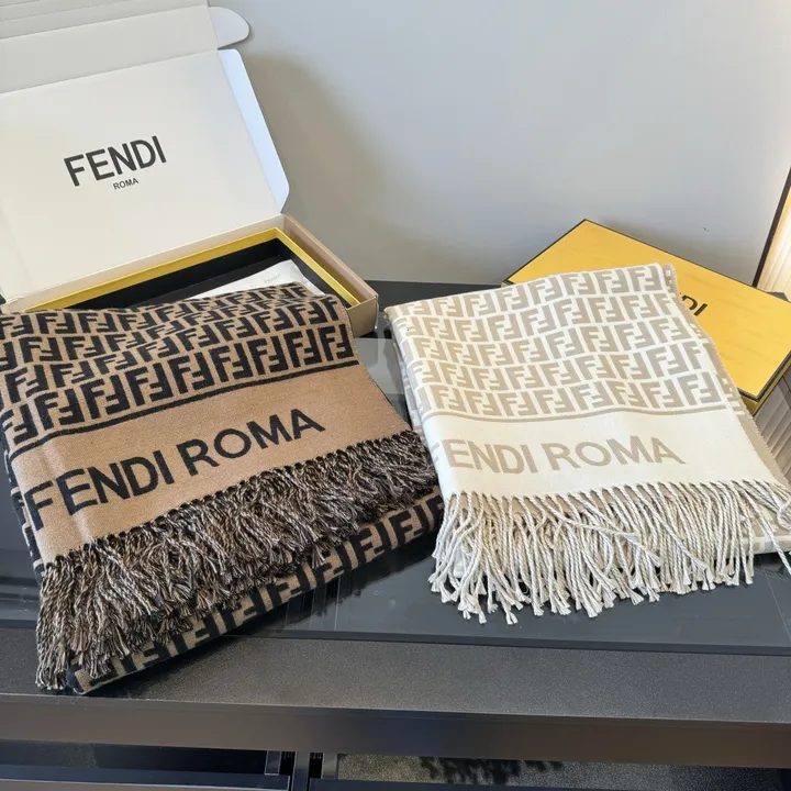 スーパーコピー フェンディ マフラー