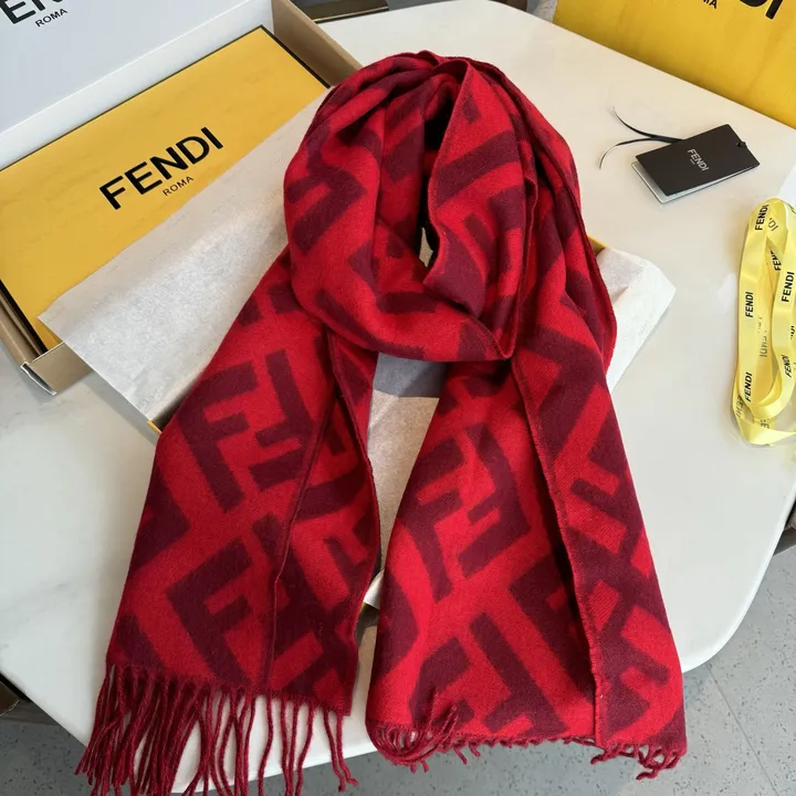 スーパーコピー フェンディ マフラー