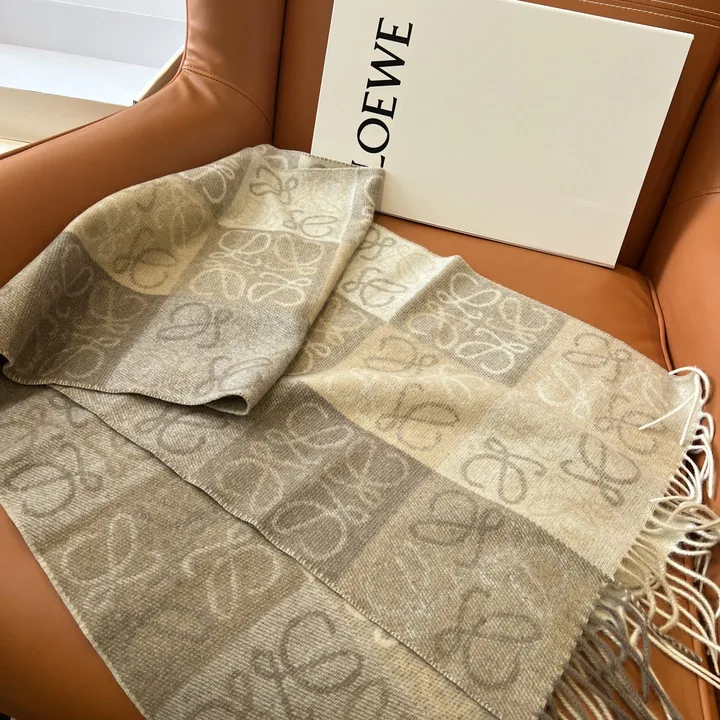 スーパーコピー ロエベ マフラー