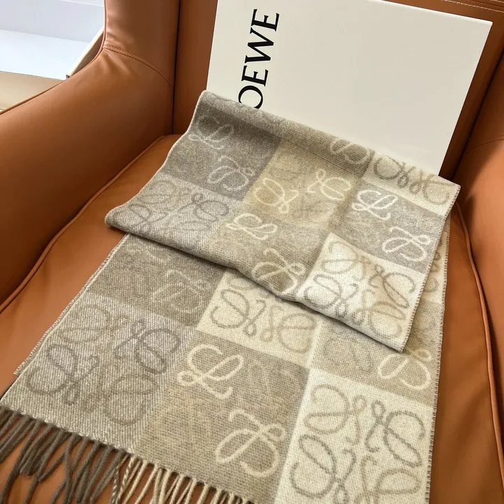 スーパーコピー ロエベ マフラー