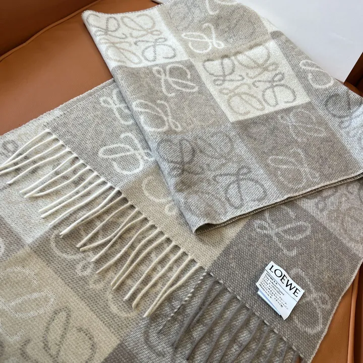 スーパーコピー ロエベ マフラー