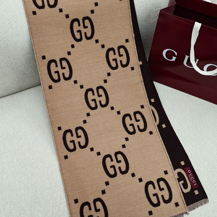 スーパーコピー グッチ マフラー