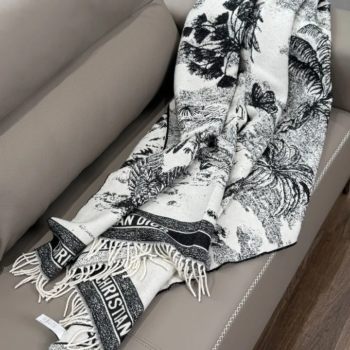 スーパーコピー ディオール マフラー