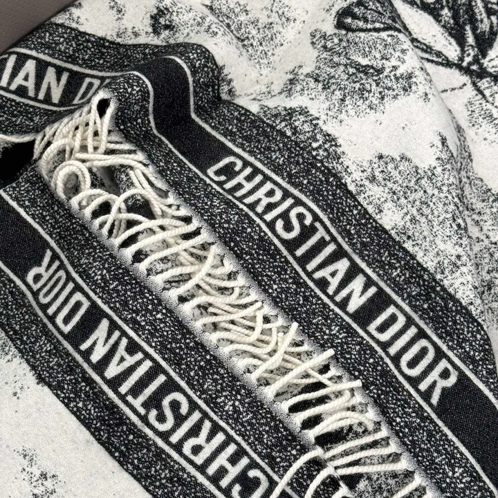 スーパーコピー ディオール マフラー