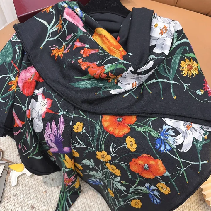 スーパーコピー グッチ マフラー