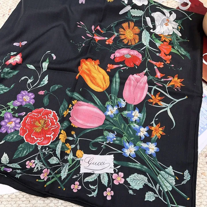 スーパーコピー グッチ マフラー