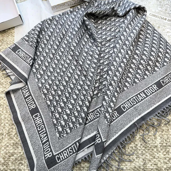 スーパーコピー ディオール マフラー