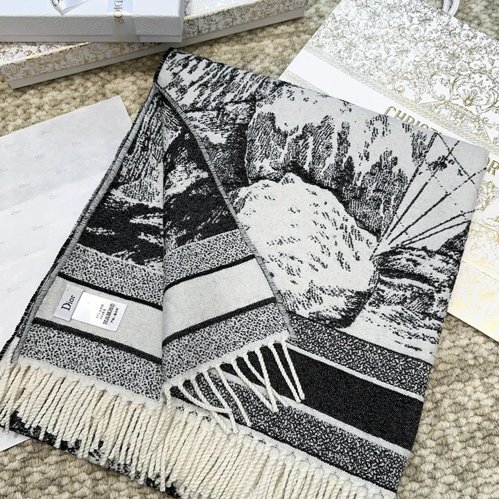 スーパーコピー ディオール マフラー