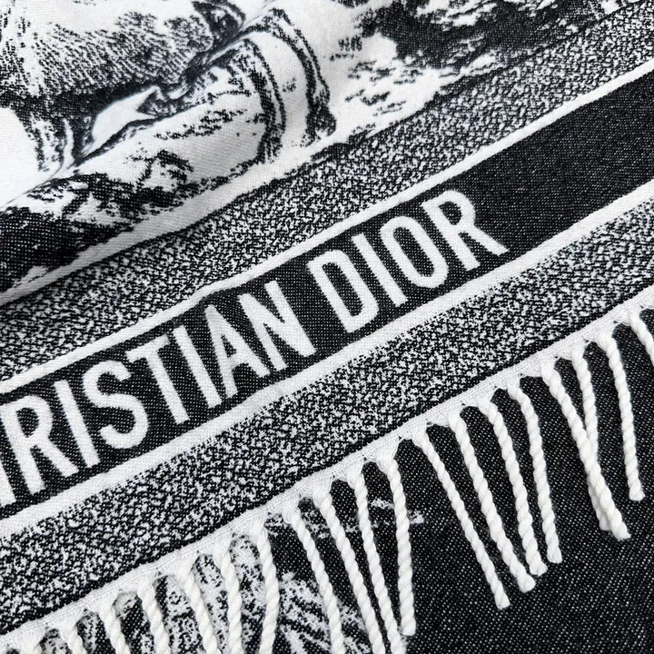 スーパーコピー ディオール マフラー