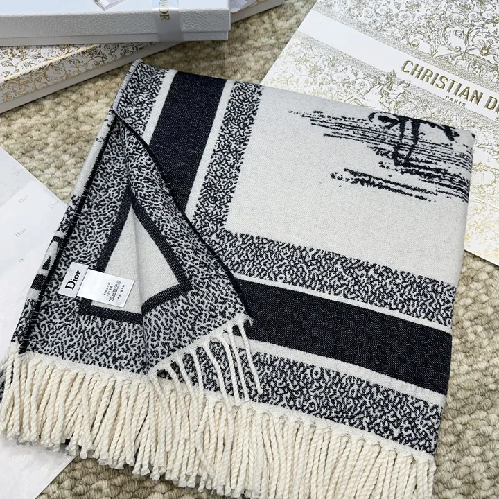 スーパーコピー ディオール マフラー