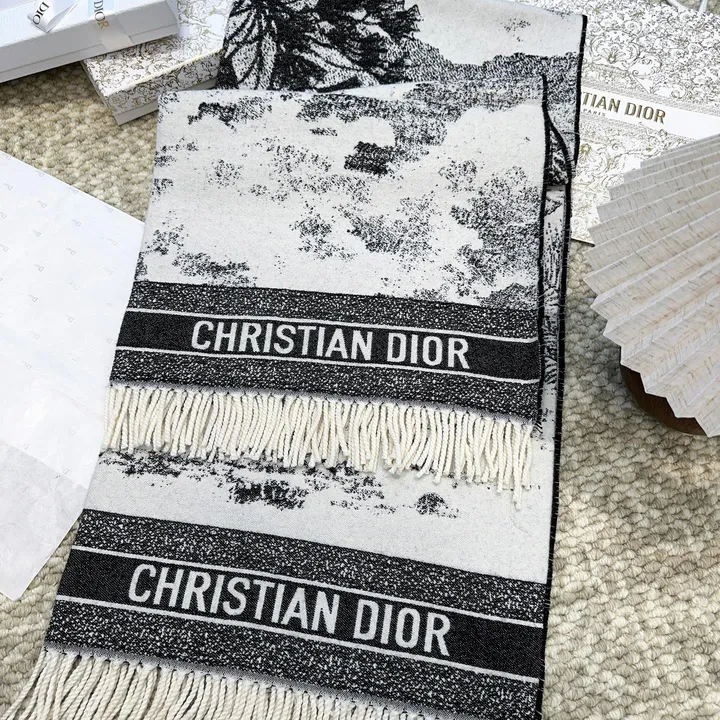 スーパーコピー ディオール マフラー