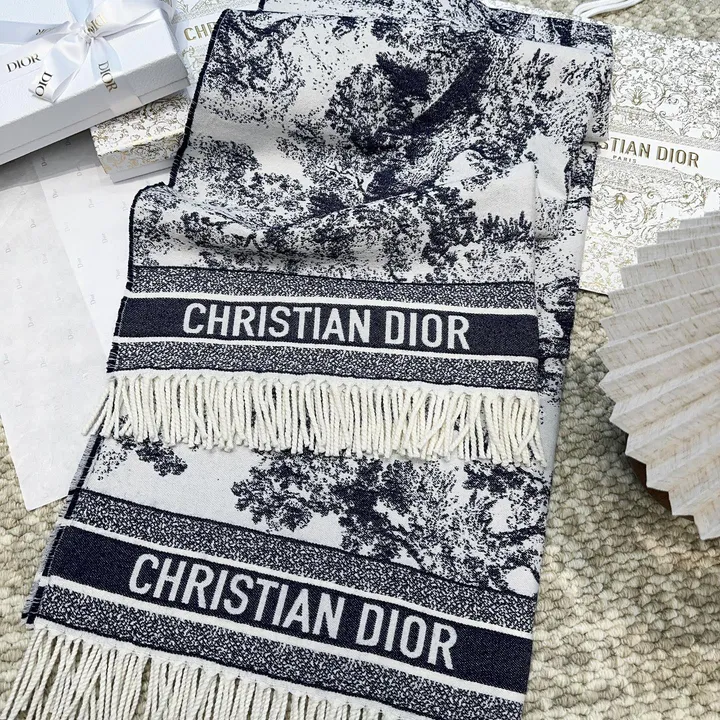 スーパーコピー ディオール マフラー