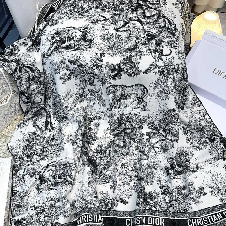 スーパーコピー ディオール マフラー