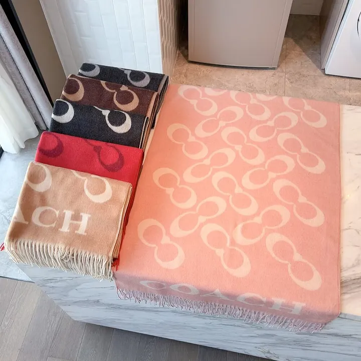 スーパーコピー コーチ マフラー