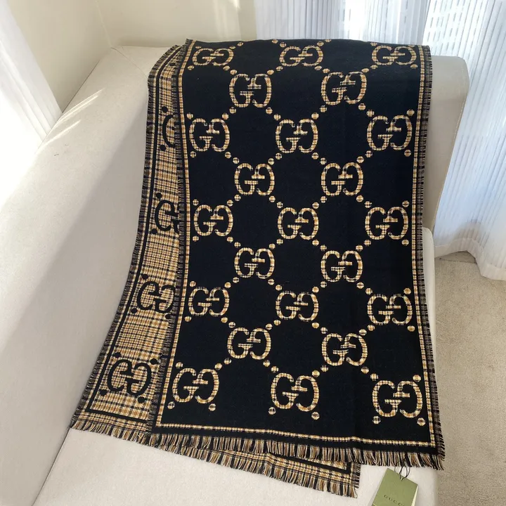 スーパーコピー グッチ マフラー