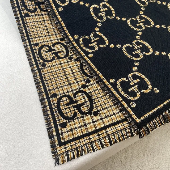 スーパーコピー グッチ マフラー