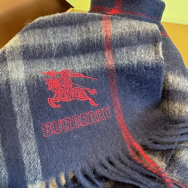 スーパーコピー バーバリー ス マフラー