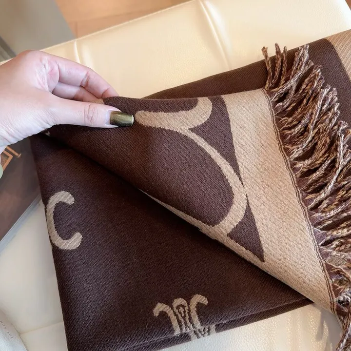 スーパーコピー セリーヌ マフラー