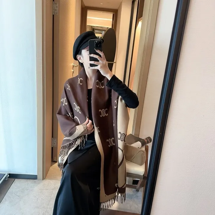 スーパーコピー セリーヌ マフラー