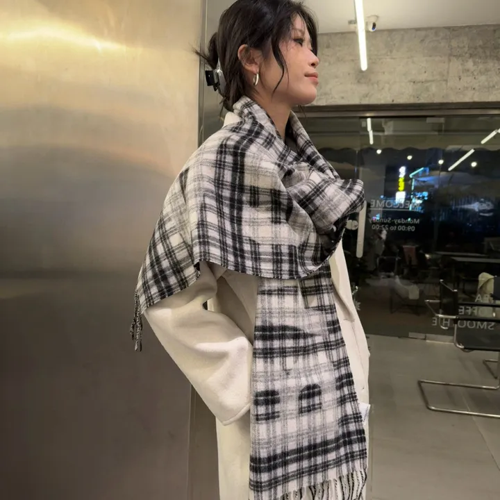 スーパーコピー バレンシアガ マフラー