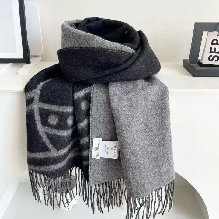 スーパーコピー ヴィヴィアン・ウエストウッド マフラー