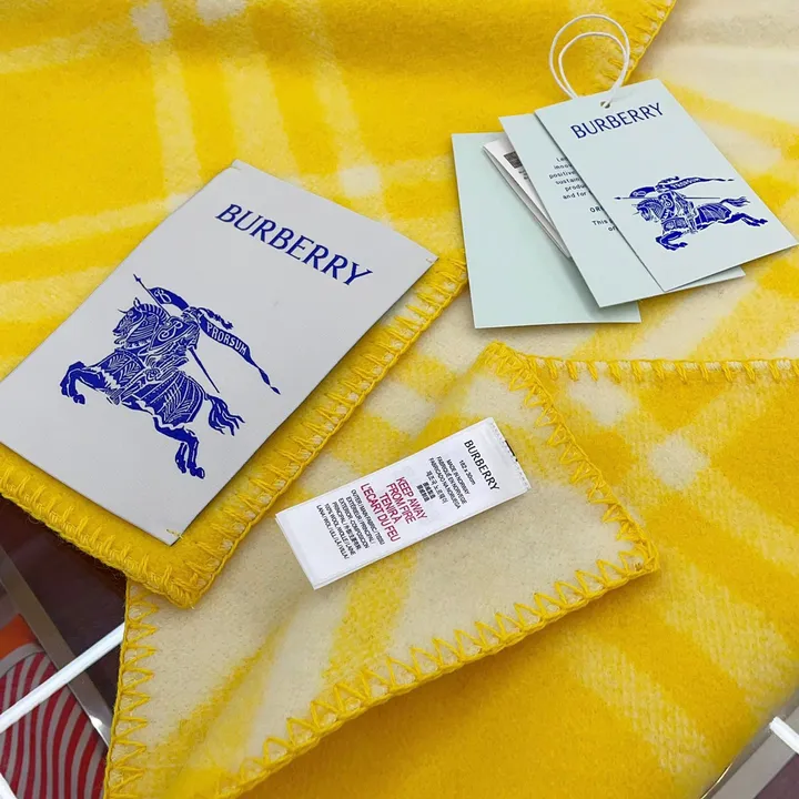 スーパーコピー バーバリー ス マフラー