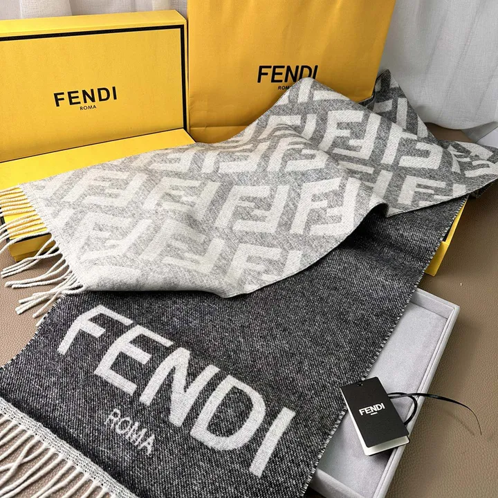 スーパーコピー フェンディ マフラー