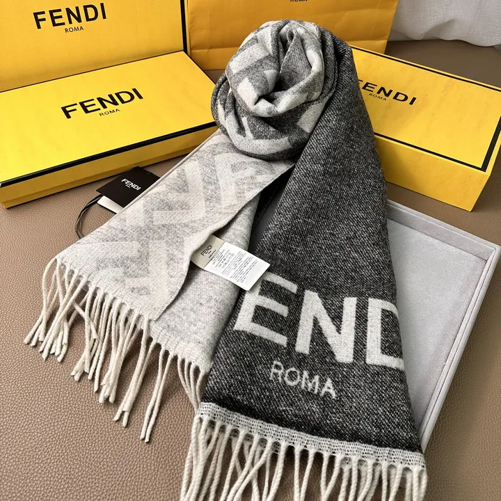 スーパーコピー フェンディ マフラー