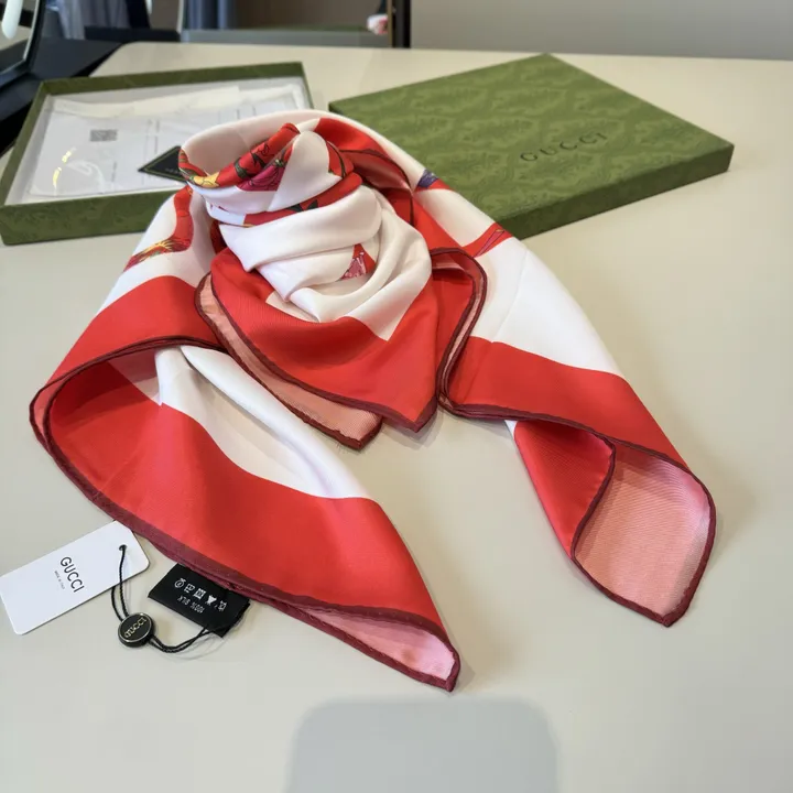 スーパーコピー グッチ マフラー