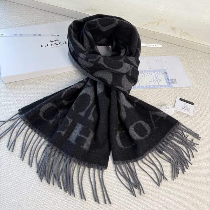 スーパーコピー コーチ マフラー