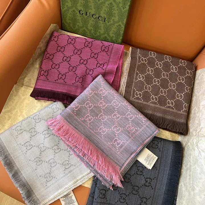 スーパーコピー グッチ マフラー