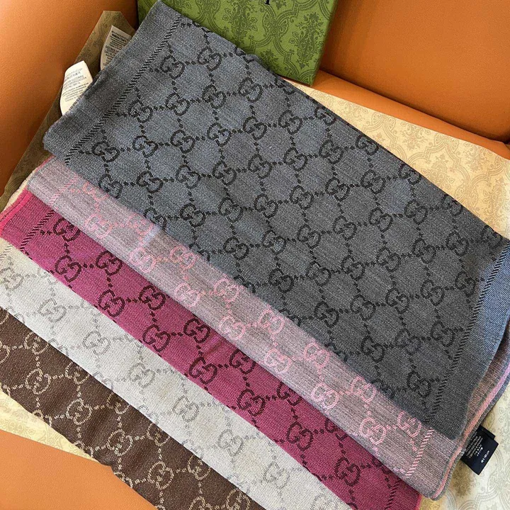 スーパーコピー グッチ マフラー