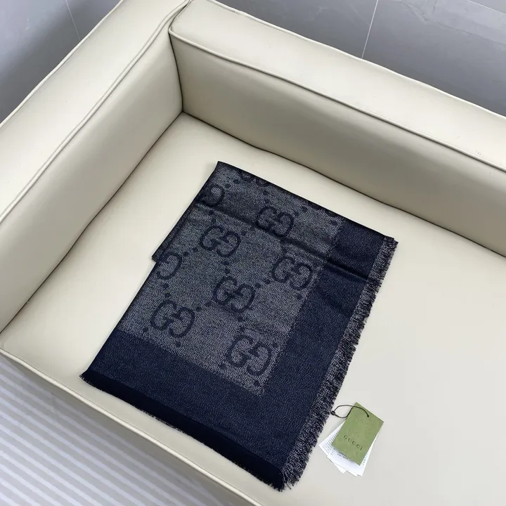 スーパーコピー グッチ マフラー