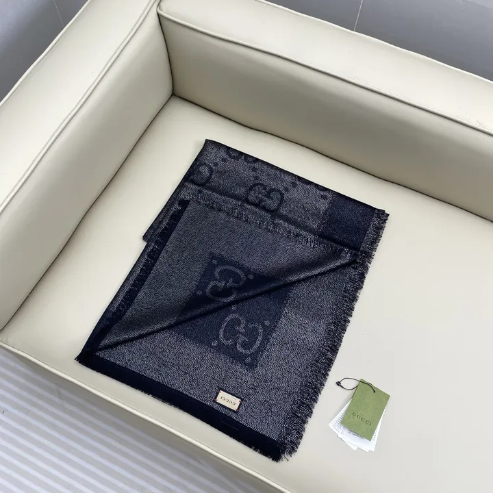 スーパーコピー グッチ マフラー