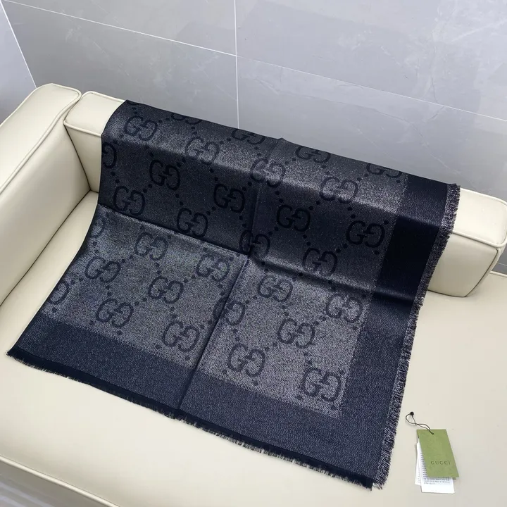 スーパーコピー グッチ マフラー