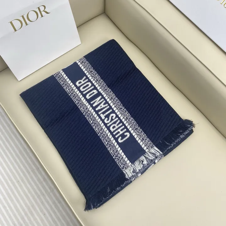 スーパーコピー ディオール マフラー