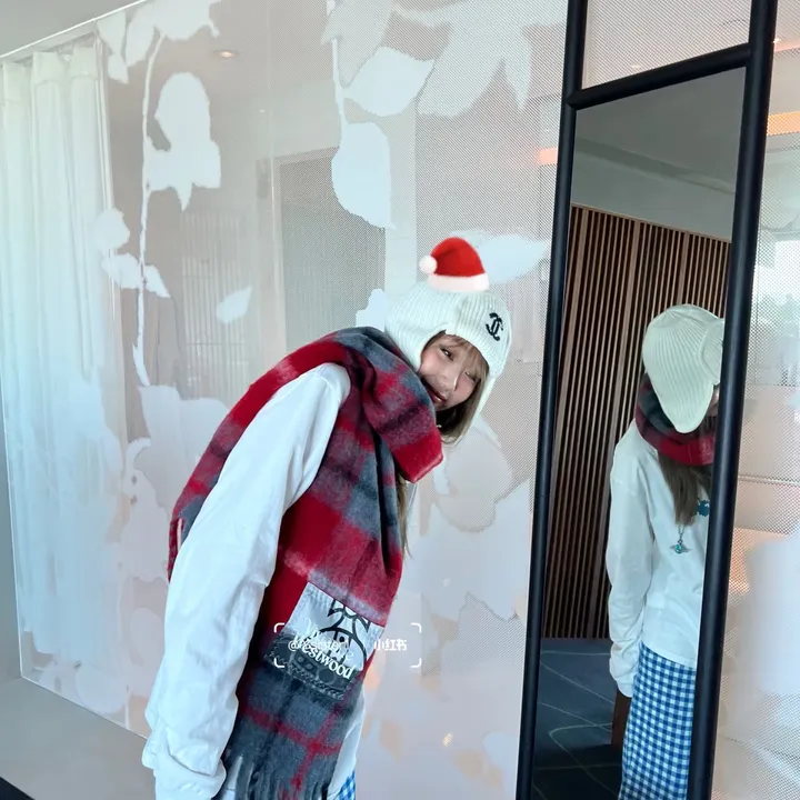 スーパーコピー ヴィヴィアン・ウエストウッド マフラー