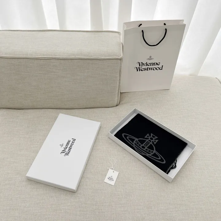 スーパーコピー ヴィヴィアン・ウエストウッド マフラー