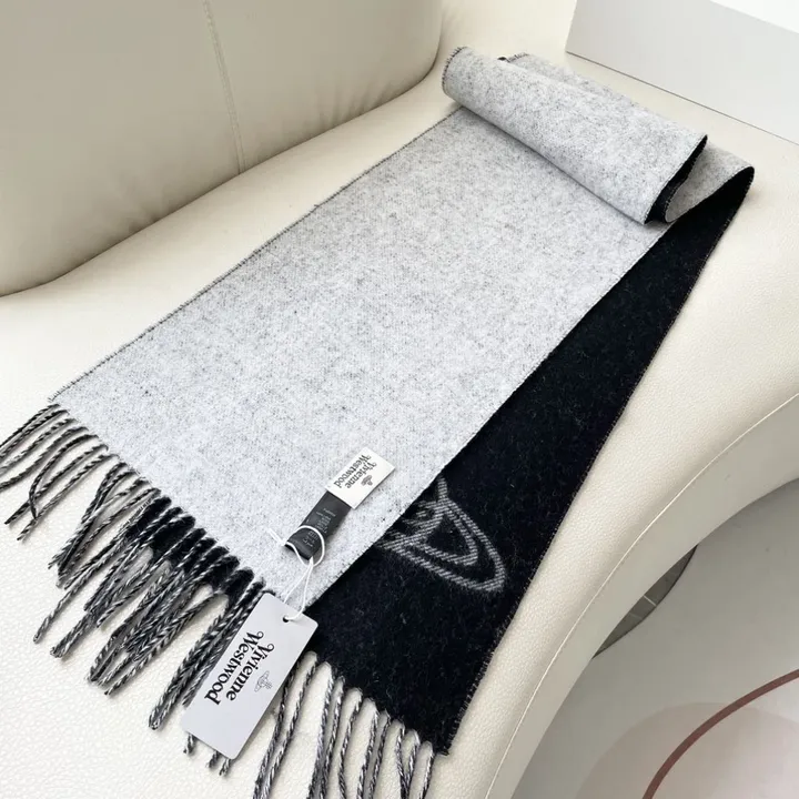 スーパーコピー ヴィヴィアン・ウエストウッド マフラー