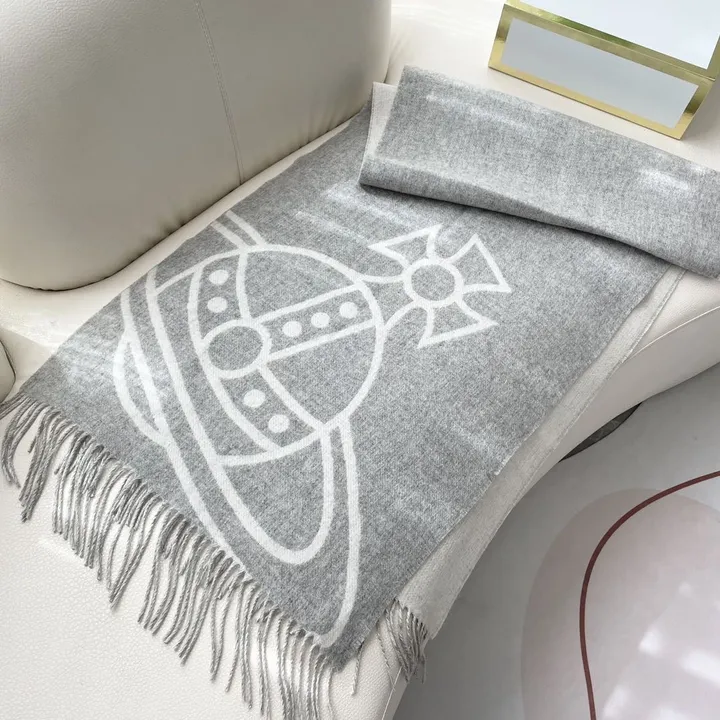 スーパーコピー ヴィヴィアン・ウエストウッド マフラー