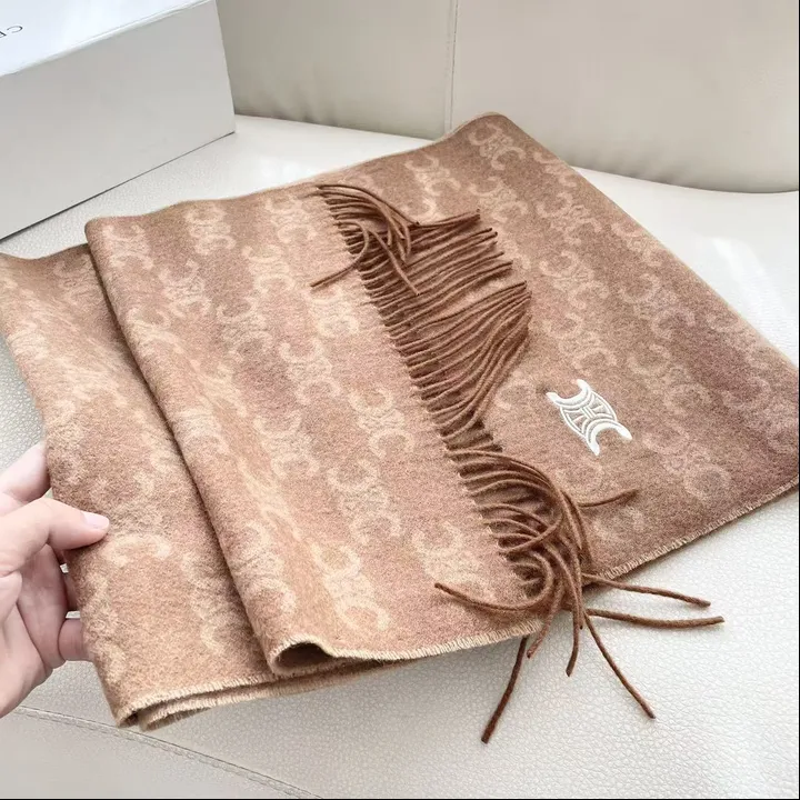 スーパーコピー セリーヌ マフラー