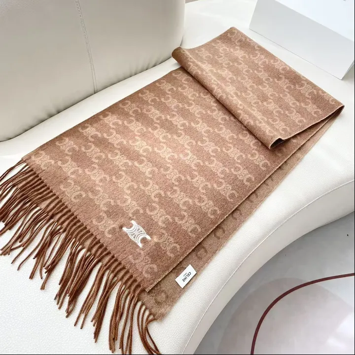 スーパーコピー セリーヌ マフラー