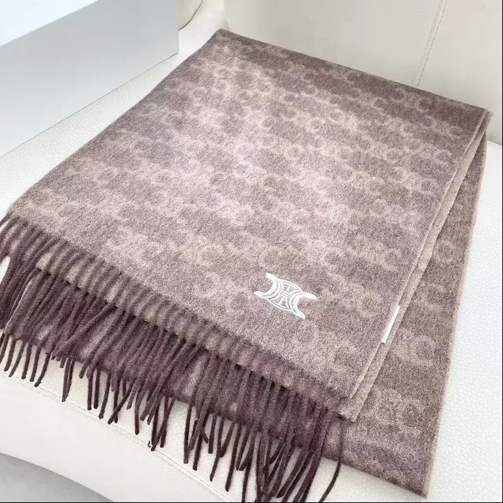 スーパーコピー セリーヌ マフラー