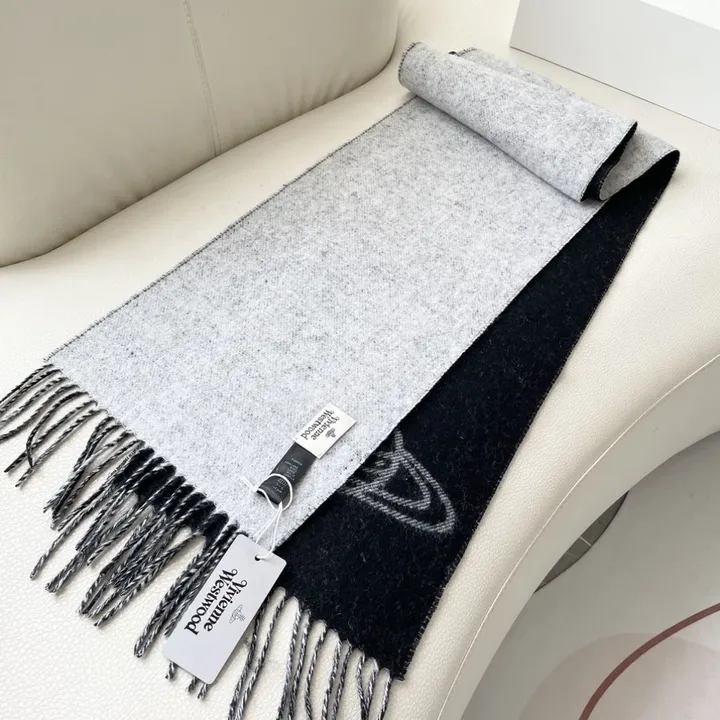 スーパーコピー ヴィヴィアン・ウエストウッド マフラー