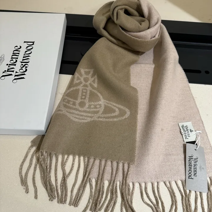 スーパーコピー ヴィヴィアン・ウエストウッド マフラー