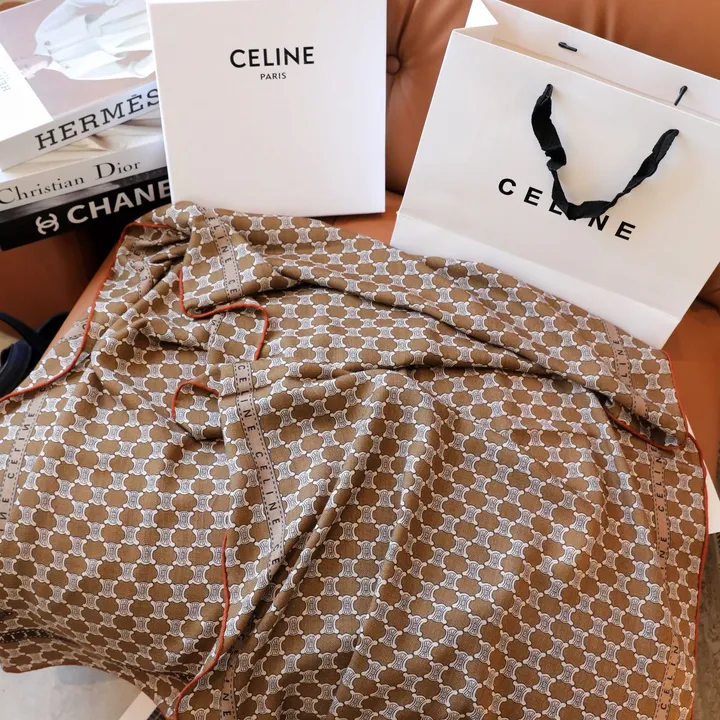 スーパーコピー セリーヌ マフラー