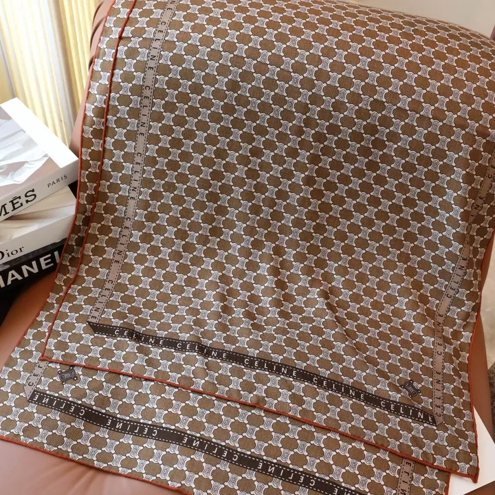 スーパーコピー セリーヌ マフラー