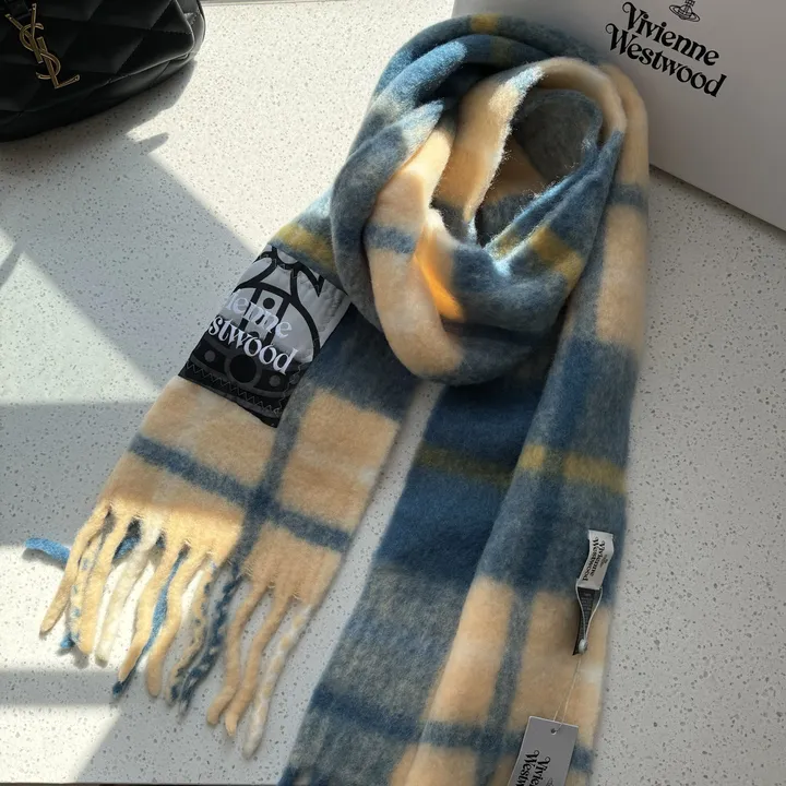スーパーコピー ヴィヴィアン・ウエストウッド マフラー