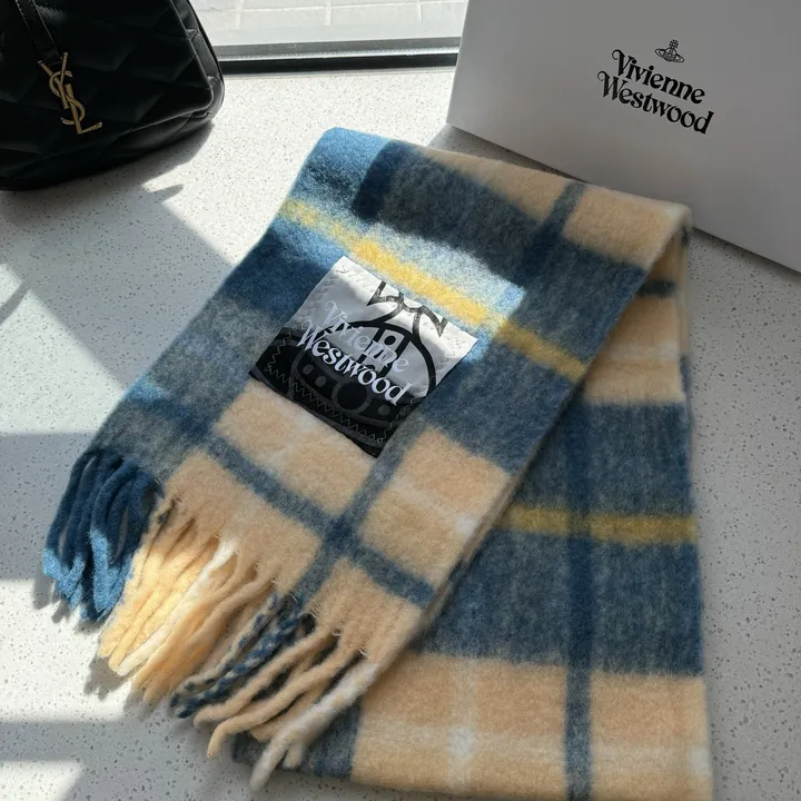 スーパーコピー ヴィヴィアン・ウエストウッド マフラー